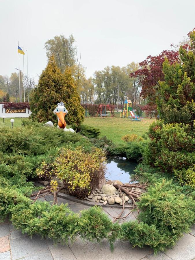 Готель "У Свата" Гришківці Бердичівський Р-Н Hryshkivtsi エクステリア 写真